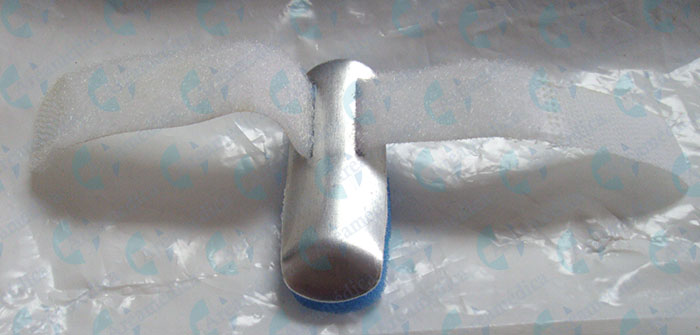 Inmovilizador de dedo en aluminio tipo canaleta de 6 cm
