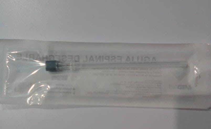 Aguja Espinal Raquidea Desechable Esteril 27G x 90MM. Precio por Unidad