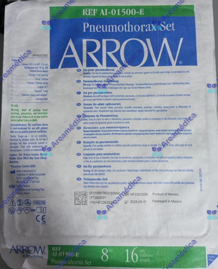 Set Cateter Neumotorax 8Fr x 16cm Arrow con Valvula de Heimlich  (E )