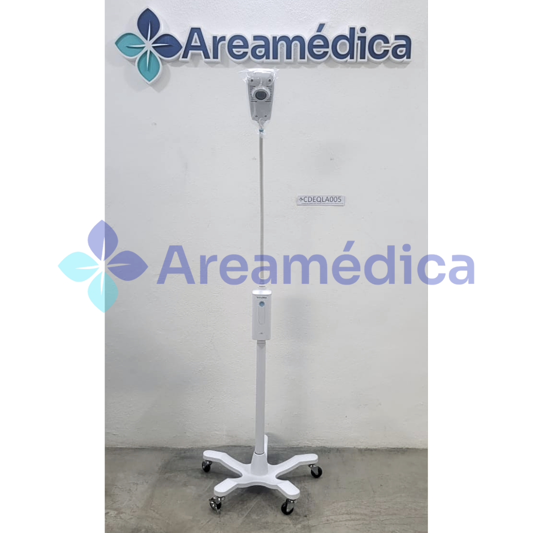 LAMPARA DE EXAMEN CON PEDESTAL MARCA WELCH ALLYN  MODELO GS 300